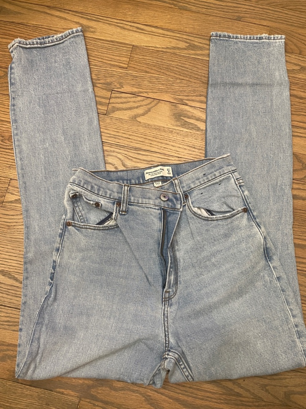 Abercrombie & Fitch The 90’s Slim Straight Ultra High-Rise Jeans 27/4 Curve Love
